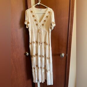 Neutral tiered maxi dress